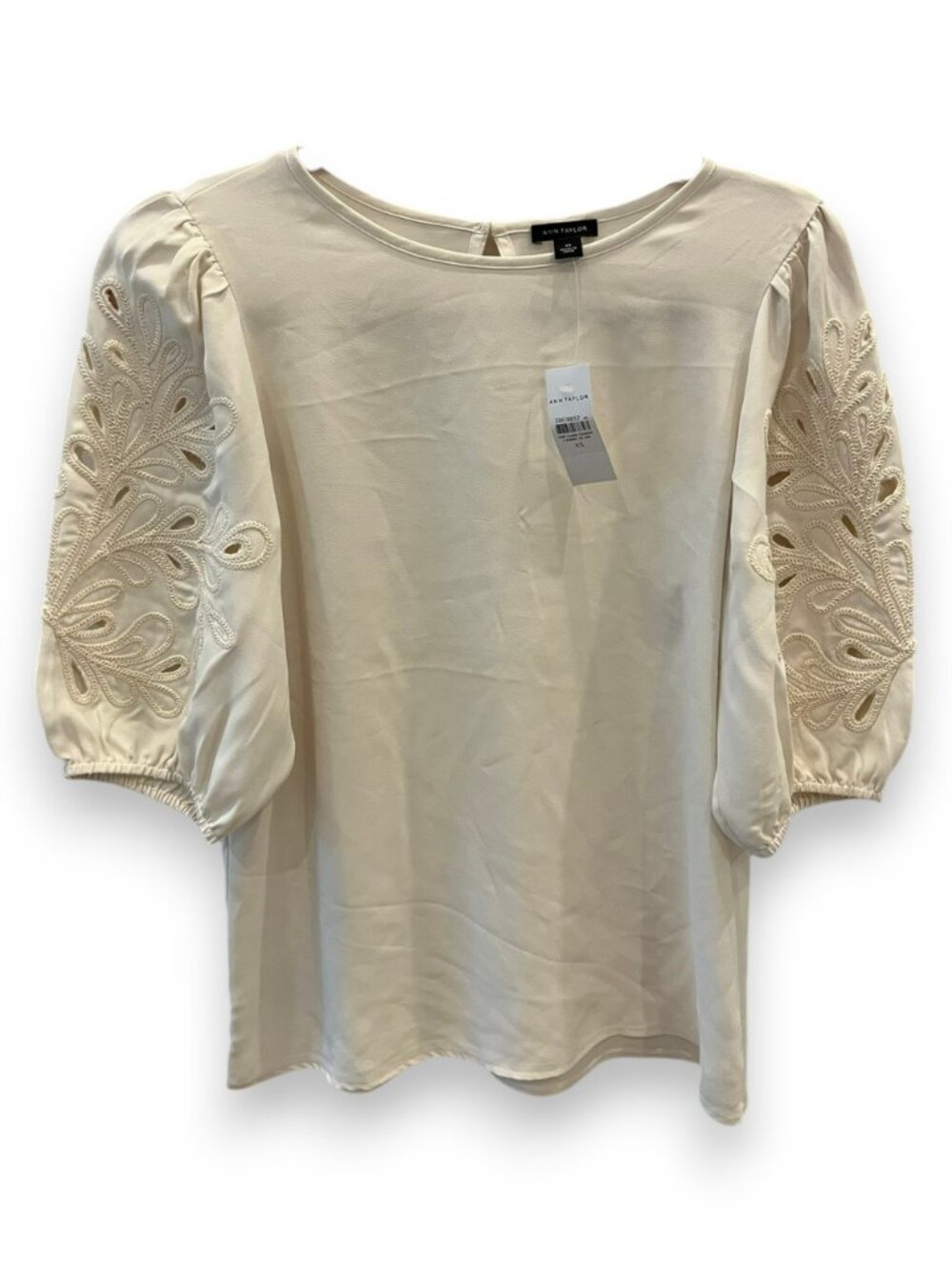 NWT Ann Taylor Embroidered Mixed Media Top - Picture 2 of 2
